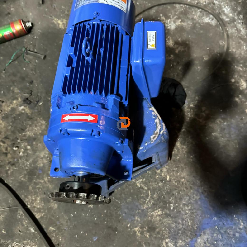 Moto giảm tốc - Động điện cơ Đại Dương  -90kw (120hp)