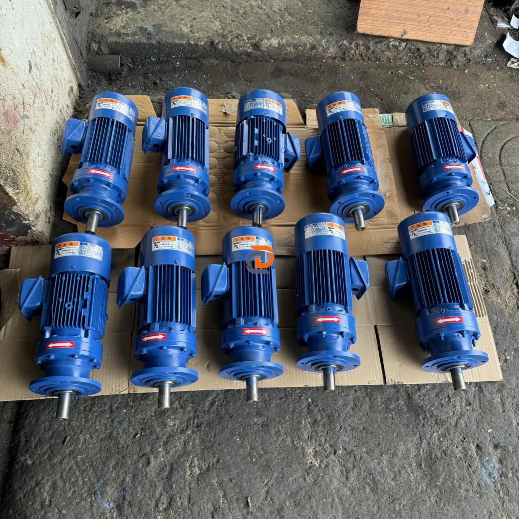 Moto giảm tốc - Động cơ điện Đại Dương 5.5kw (7.5hp)