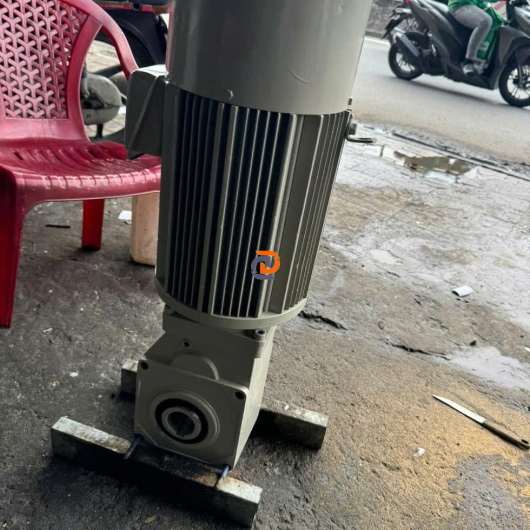 ĐỘNG ĐIỆN CƠ ĐẠI DƯƠNG  3.7kw ( 5hp)