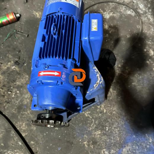 Moto giảm tốc - Động điện cơ Đại Dương  -90kw (120hp)
